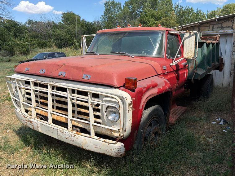 1978 Ford F600 dump truck