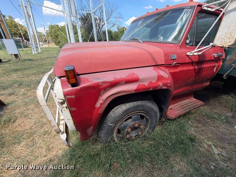image for item EX4163 1978 Ford F600 dump truck