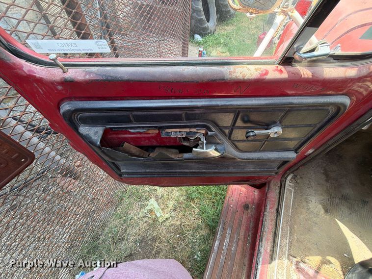 image for item EX4163 1978 Ford F600 dump truck