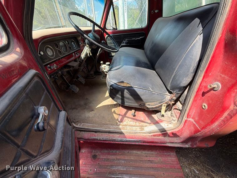image for item EX4163 1978 Ford F600 dump truck