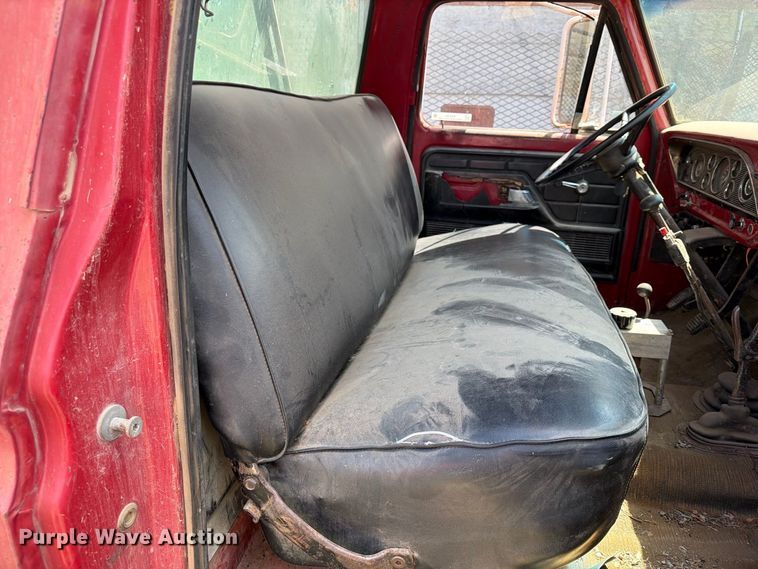 image for item EX4163 1978 Ford F600 dump truck