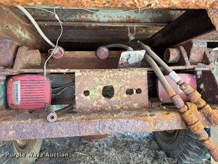 image for item EX4163 1978 Ford F600 dump truck