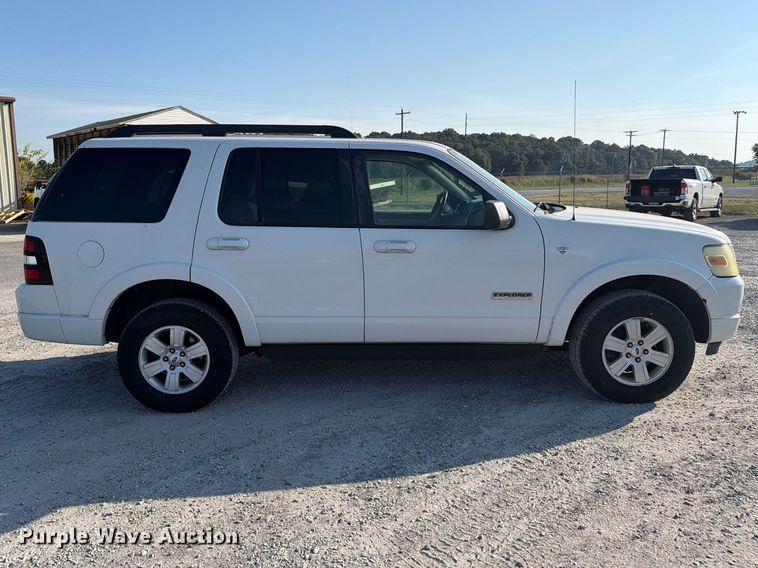 image for item FC3333 2008 Ford Explorer SUV