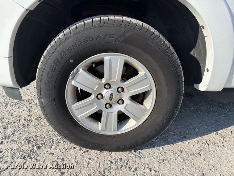 image for item FC3333 2008 Ford Explorer SUV