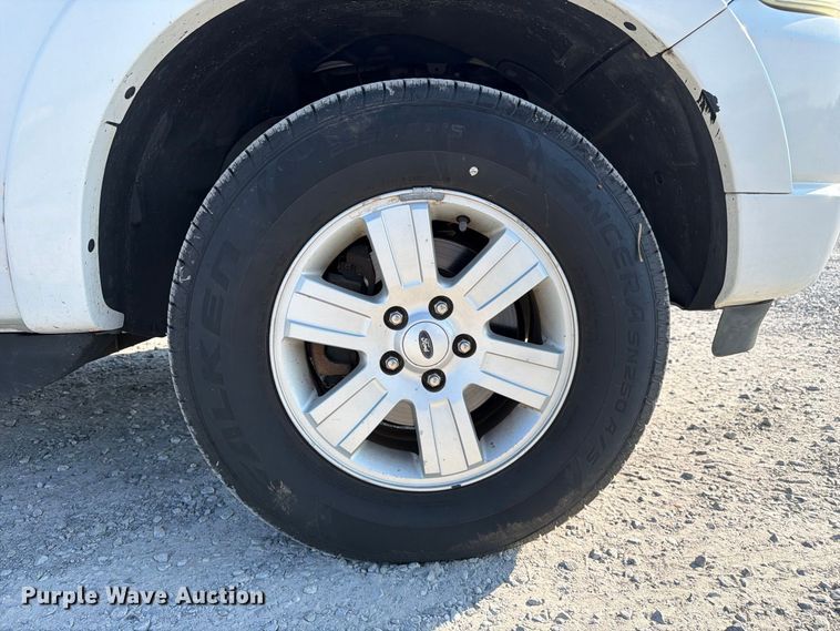 image for item FC3333 2008 Ford Explorer SUV