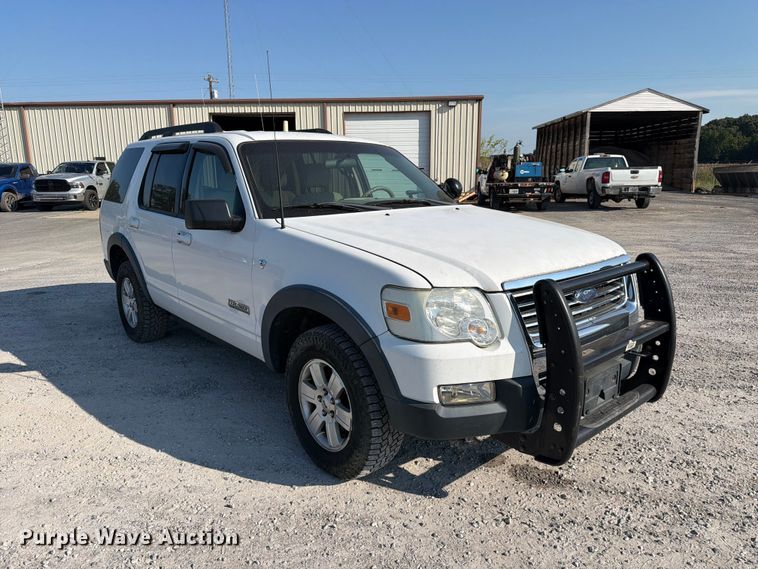 image for item FC3334 2007 Ford Explorer SUV