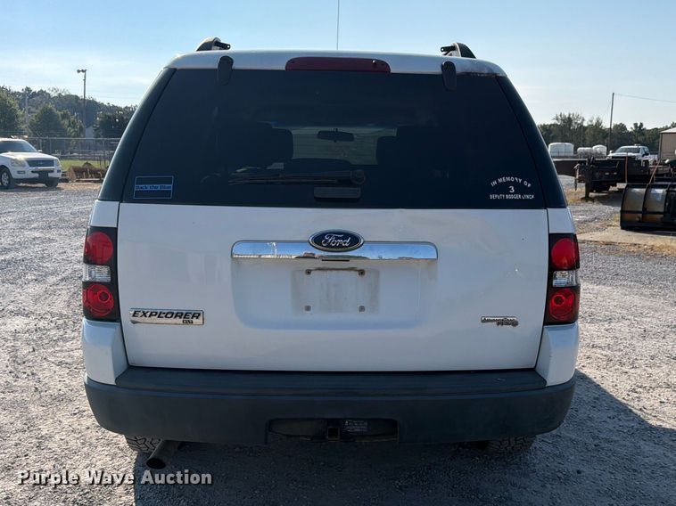 image for item FC3334 2007 Ford Explorer SUV