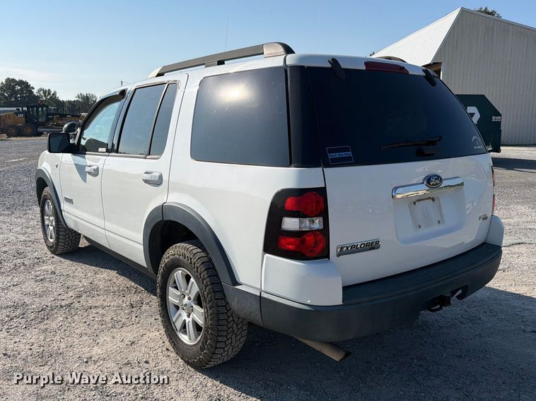 image for item FC3334 2007 Ford Explorer SUV