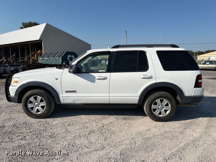 image for item FC3334 2007 Ford Explorer SUV