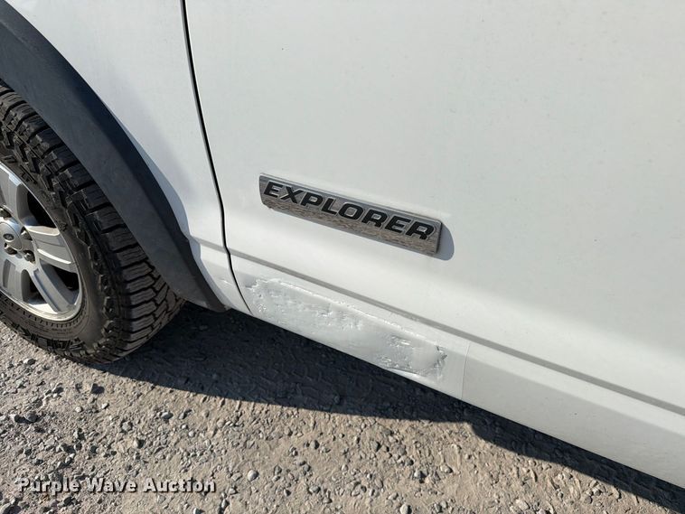 image for item FC3334 2007 Ford Explorer SUV