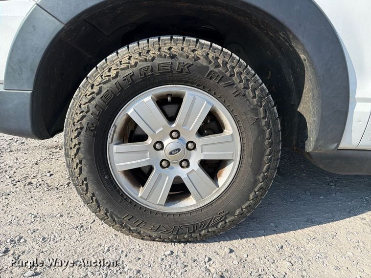 image for item FC3334 2007 Ford Explorer SUV