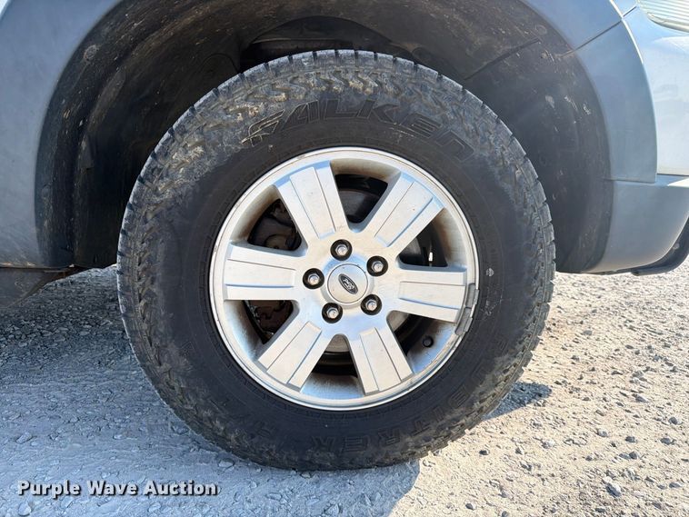 image for item FC3334 2007 Ford Explorer SUV