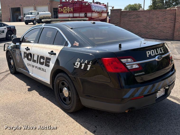 image for item FC4198 2016 Ford Taurus Police Interceptor 