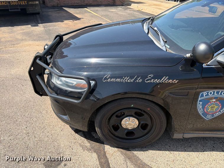 image for item FC4198 2016 Ford Taurus Police Interceptor 