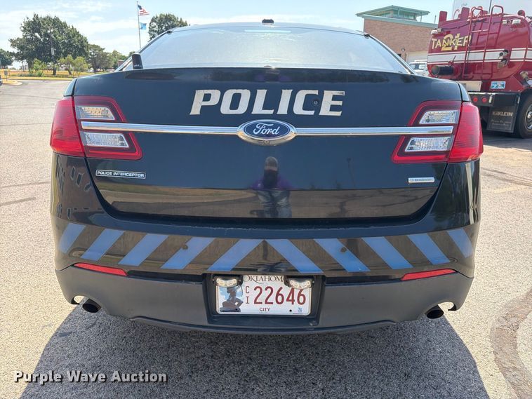 image for item FC4198 2016 Ford Taurus Police Interceptor 
