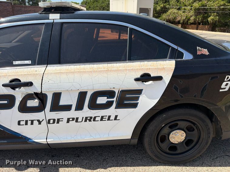 image for item FC4198 2016 Ford Taurus Police Interceptor 
