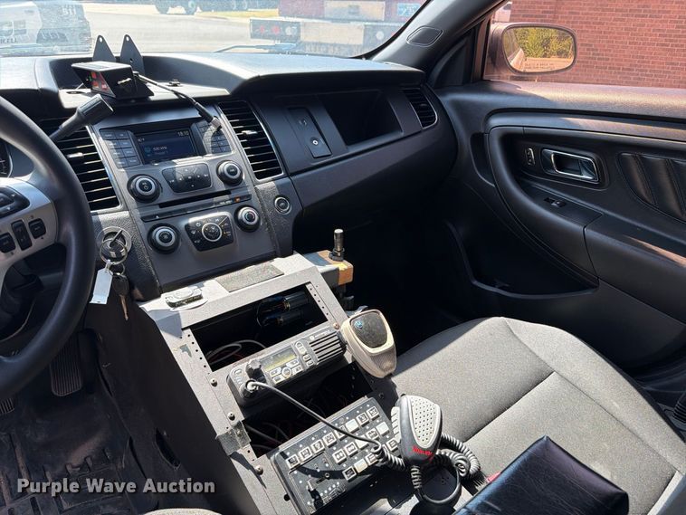 image for item FC4198 2016 Ford Taurus Police Interceptor 