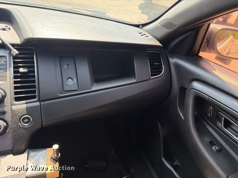 image for item FC4198 2016 Ford Taurus Police Interceptor 