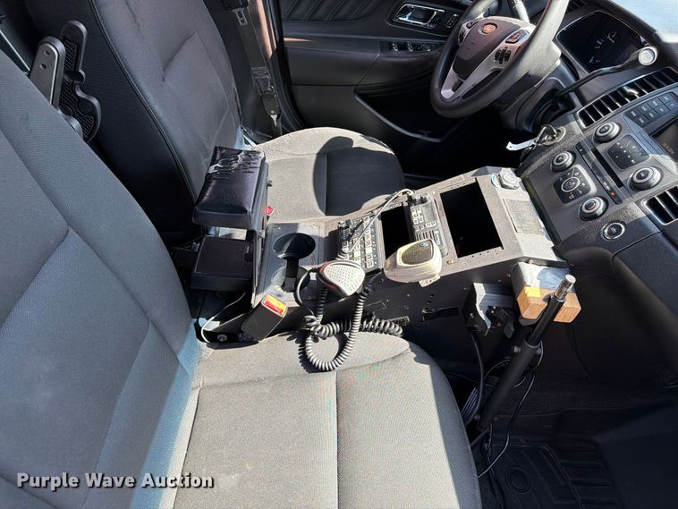 image for item FC4198 2016 Ford Taurus Police Interceptor 