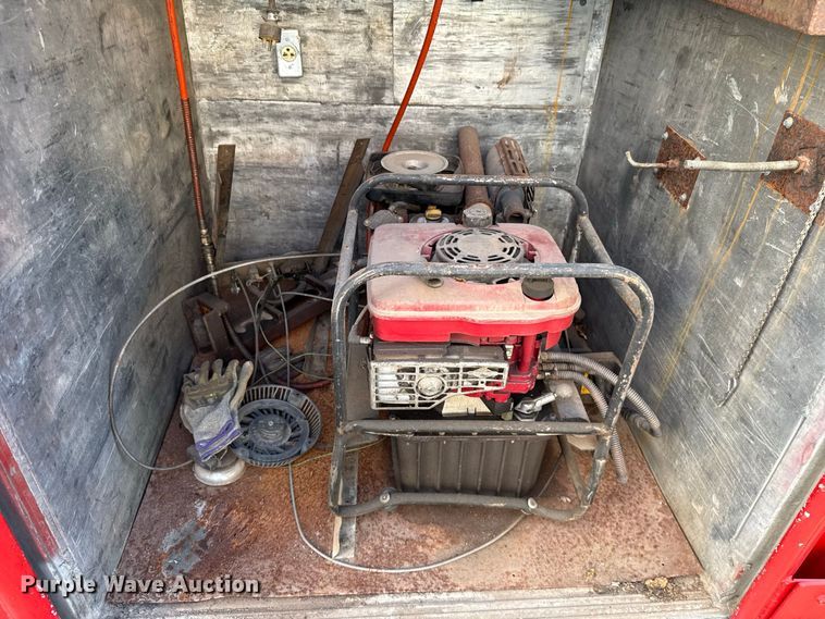 image for item FC4255 1983 International 1954 rescue vehicle