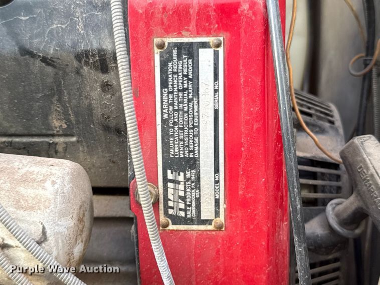 image for item FC4255 1983 International 1954 rescue vehicle