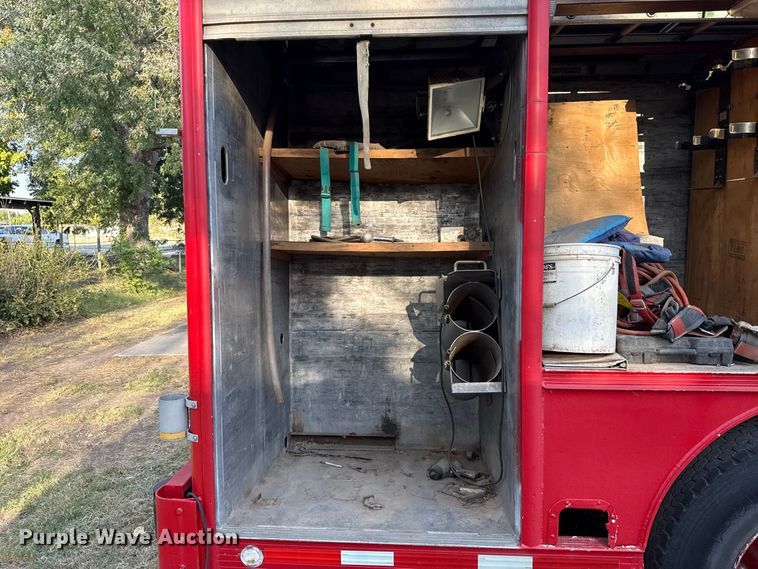 image for item FC4255 1983 International 1954 rescue vehicle
