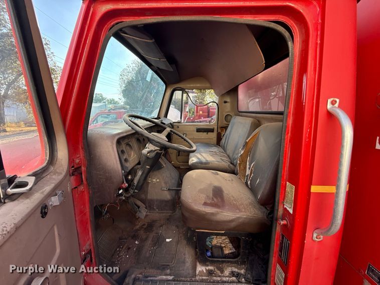 image for item FC4255 1983 International 1954 rescue vehicle