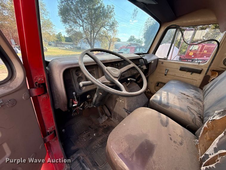 image for item FC4255 1983 International 1954 rescue vehicle