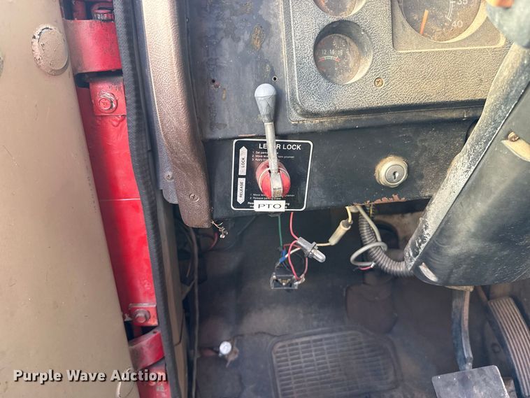 image for item FC4255 1983 International 1954 rescue vehicle