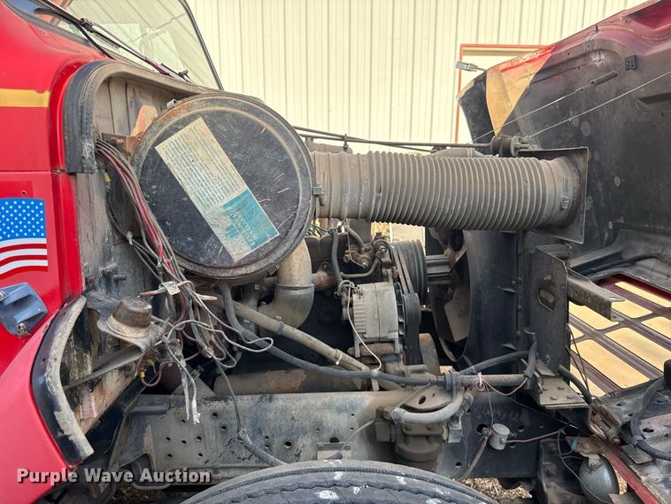 image for item FC4255 1983 International 1954 rescue vehicle