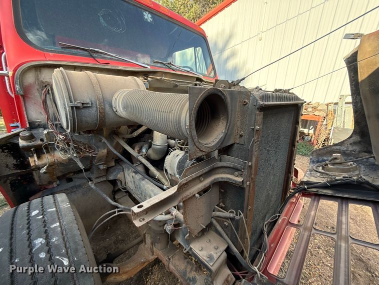 image for item FC4255 1983 International 1954 rescue vehicle