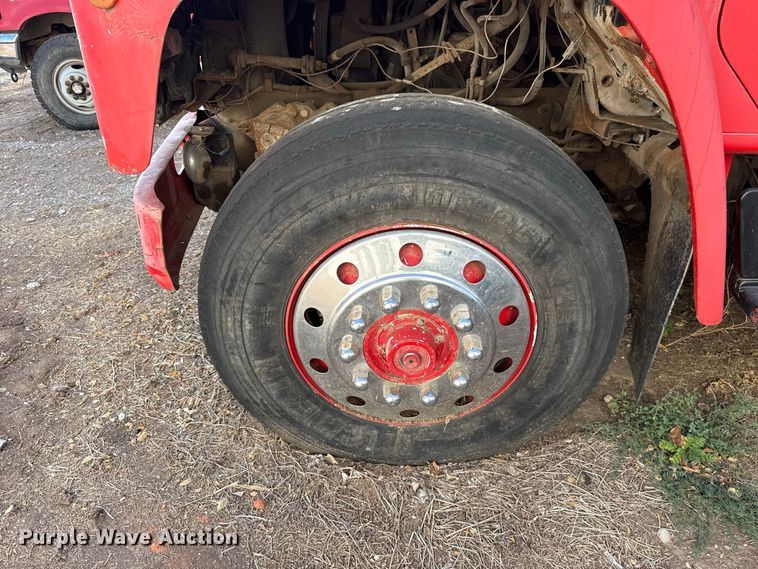 image for item FC4255 1983 International 1954 rescue vehicle