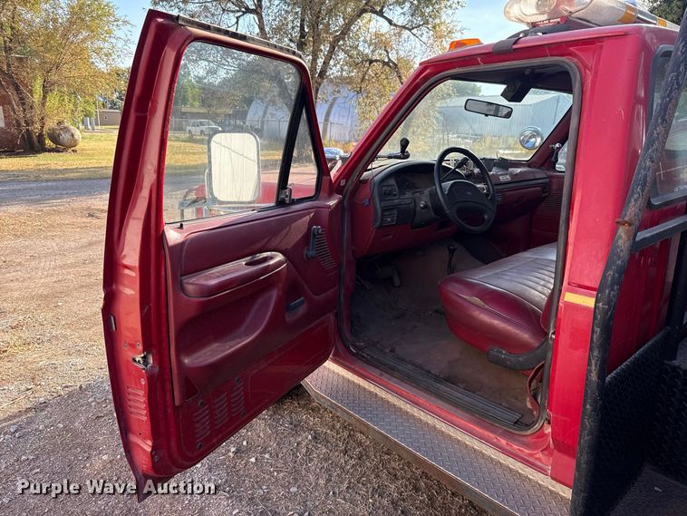 image for item FC4256 1993 Ford F350 brush fire truck