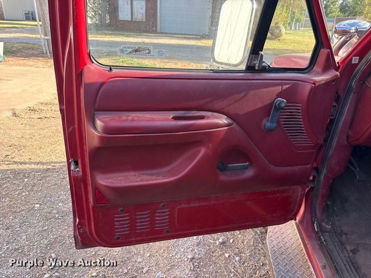 image for item FC4256 1993 Ford F350 brush fire truck