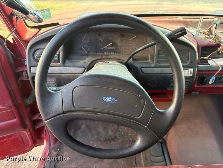 image for item FC4256 1993 Ford F350 brush fire truck