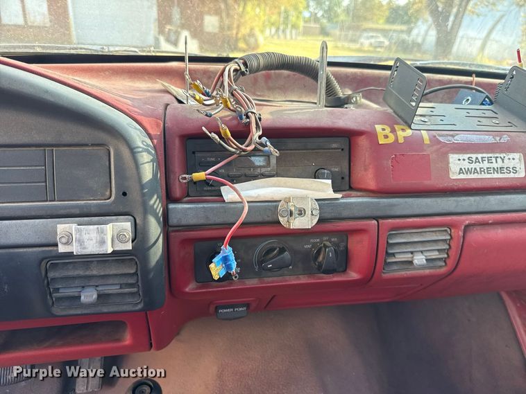 image for item FC4256 1993 Ford F350 brush fire truck