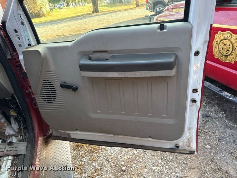 image for item FC4257 2008 Ford F550 rescue vehicle