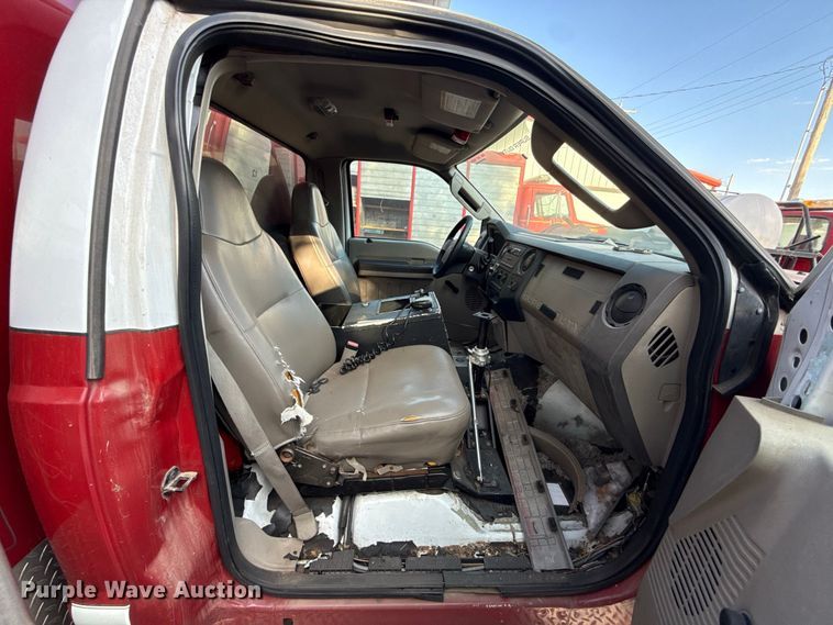 image for item FC4257 2008 Ford F550 rescue vehicle
