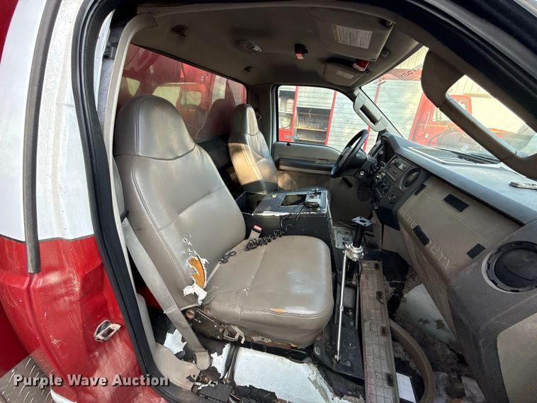 image for item FC4257 2008 Ford F550 rescue vehicle