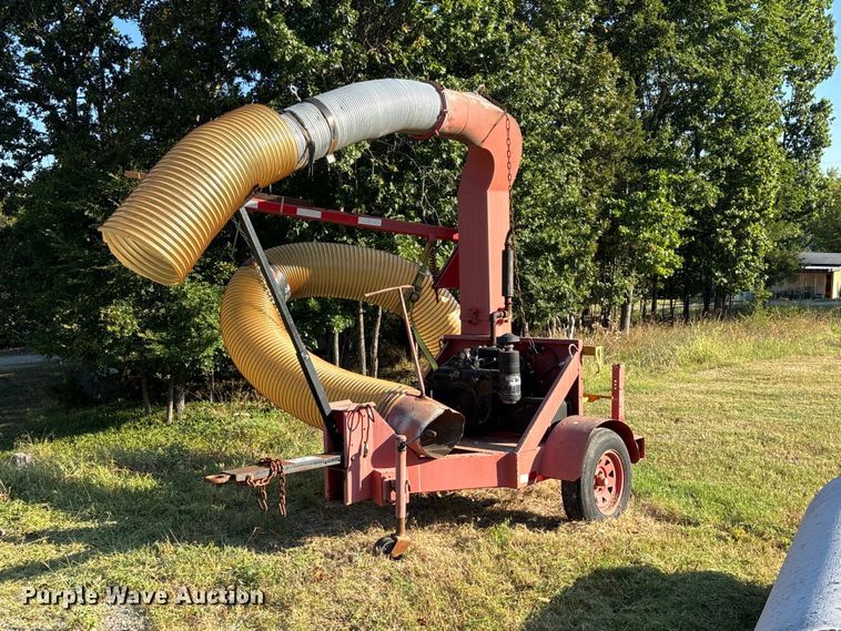 image for item FG0635 Leaf vacuum