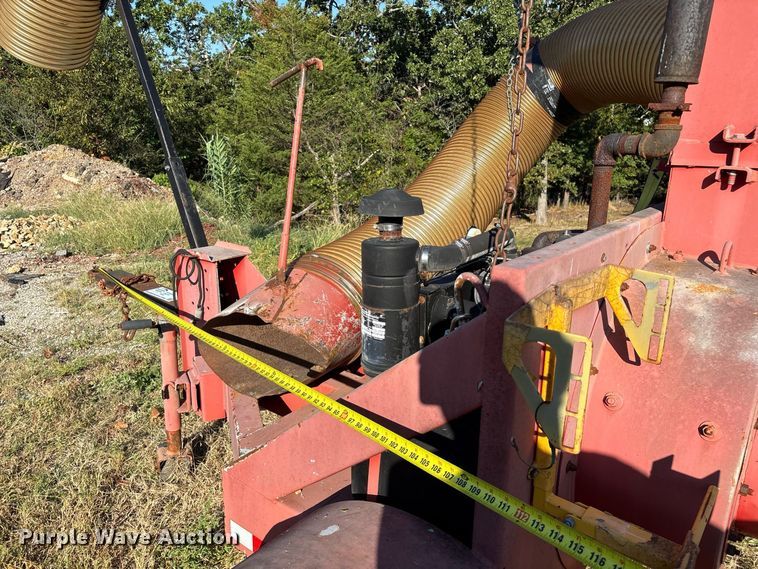 image for item FG0635 Leaf vacuum