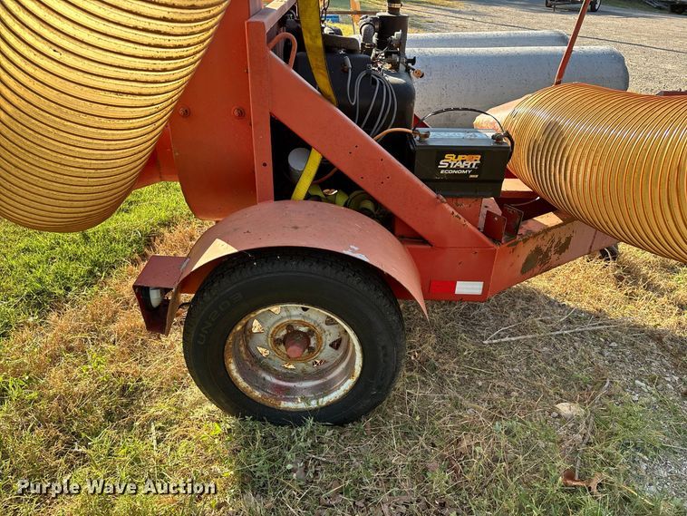 image for item FG0635 Leaf vacuum