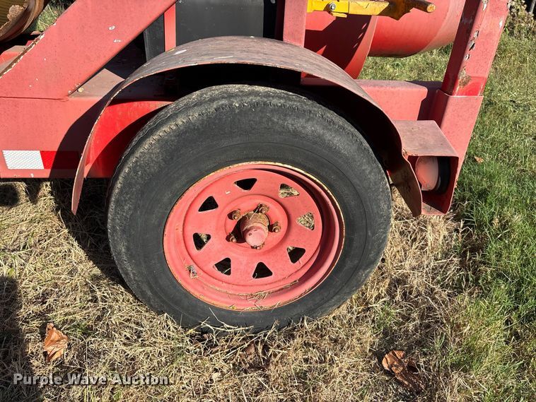 image for item FG0635 Leaf vacuum