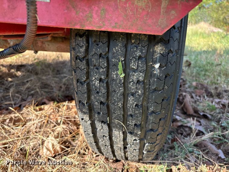 image for item FG0635 Leaf vacuum