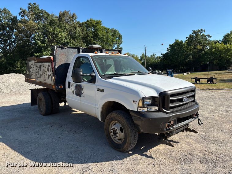 image for item FG0636 1999 Ford F-350 dump bed pickup truck