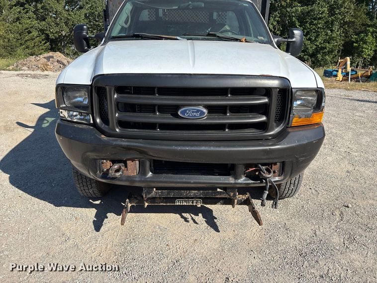 image for item FG0636 1999 Ford F-350 dump bed pickup truck