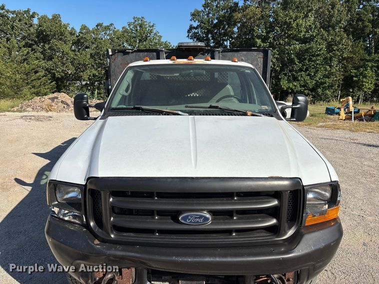 image for item FG0636 1999 Ford F-350 dump bed pickup truck