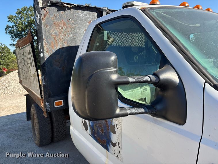 image for item FG0636 1999 Ford F-350 dump bed pickup truck