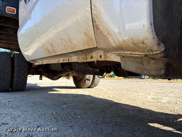 image for item FG0636 1999 Ford F-350 dump bed pickup truck
