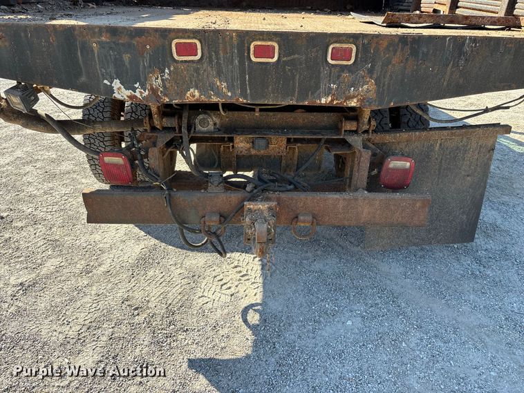 image for item FG0636 1999 Ford F-350 dump bed pickup truck
